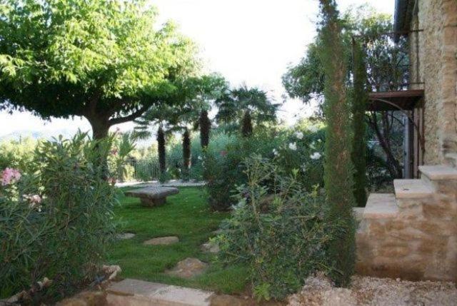 Le Mas De La Lombarde Lourmarin Exteriör bild